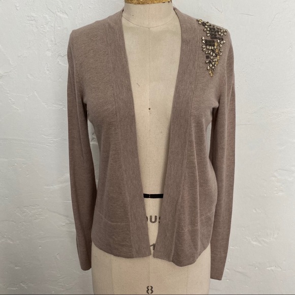 GAP tan silk blend crystal embellished cardigan sweater size XS - Picture 3 of 10